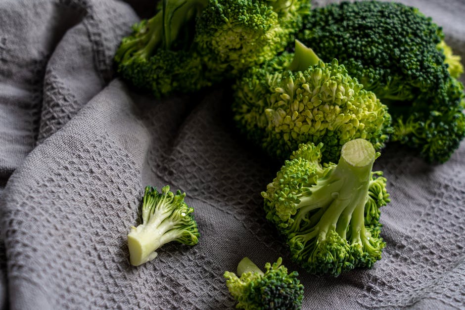 wie lange braucht ein pochiertes Ei zum Kochen?