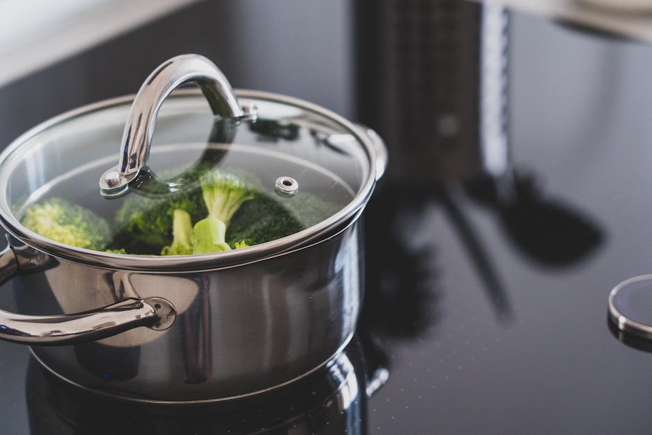  Wie lange muss man ein Ei kochen, um es medium zu kochen?